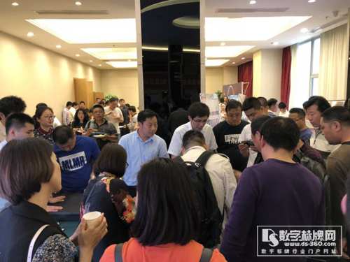 又五場!強力巨彩3d全息廣告機全國推介會火爆ING